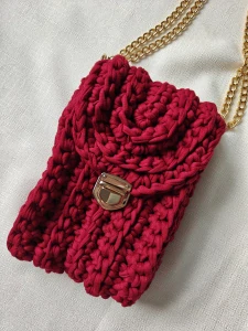 Háčkovaná mini crossbody